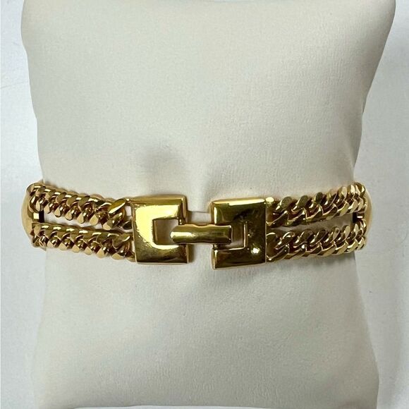 Vintage Monet Elegant Gold Chain Bracelet - Picture 6 of 9